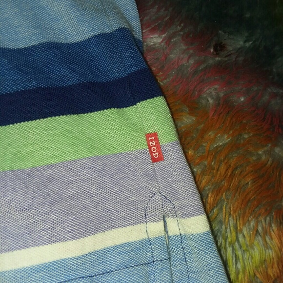 IZOD brand polo style collar shirt - Picture 4 of 4